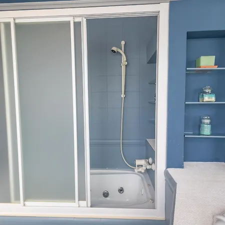 Familiar - Jacuzzi - Children's Area